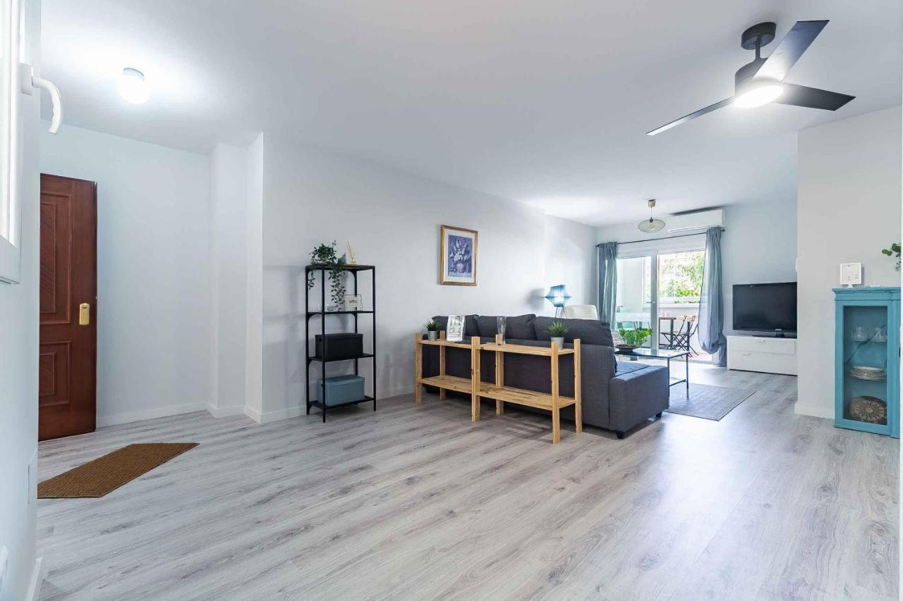 Apartamento Renovado, Tu Escapada De Vacaciones Ideal フエンヒロラ エクステリア 写真