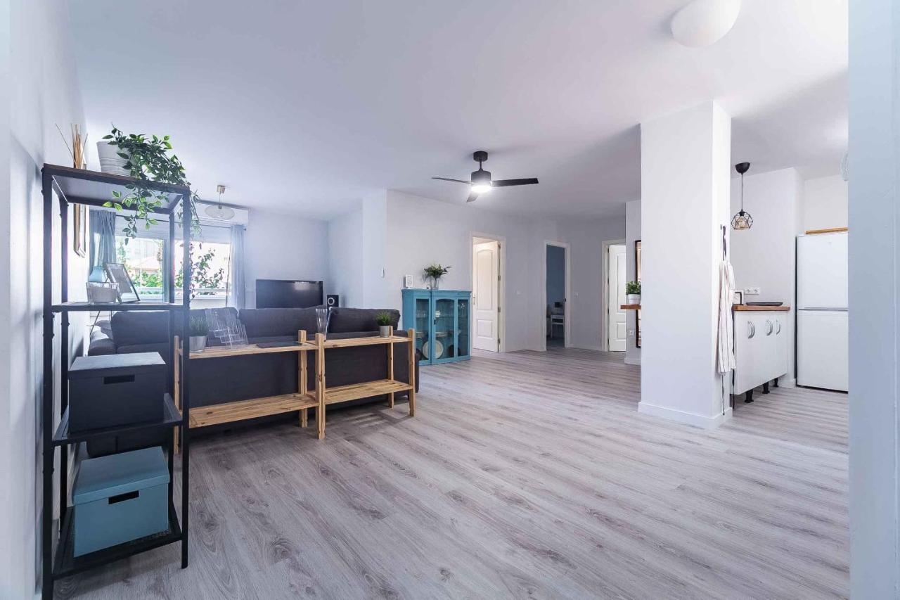 Apartamento Renovado, Tu Escapada De Vacaciones Ideal フエンヒロラ エクステリア 写真